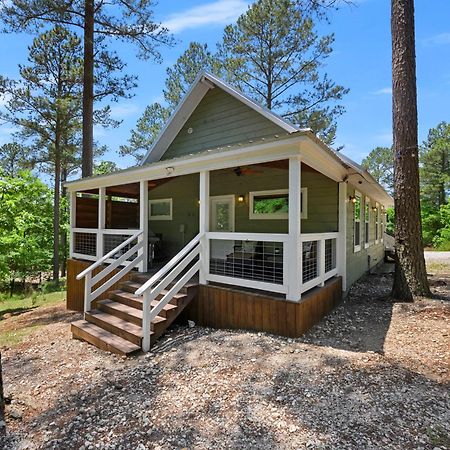 Convenient Romantic Hot Tub Bbq 3-Night Special! Broken Bow Εξωτερικό φωτογραφία
