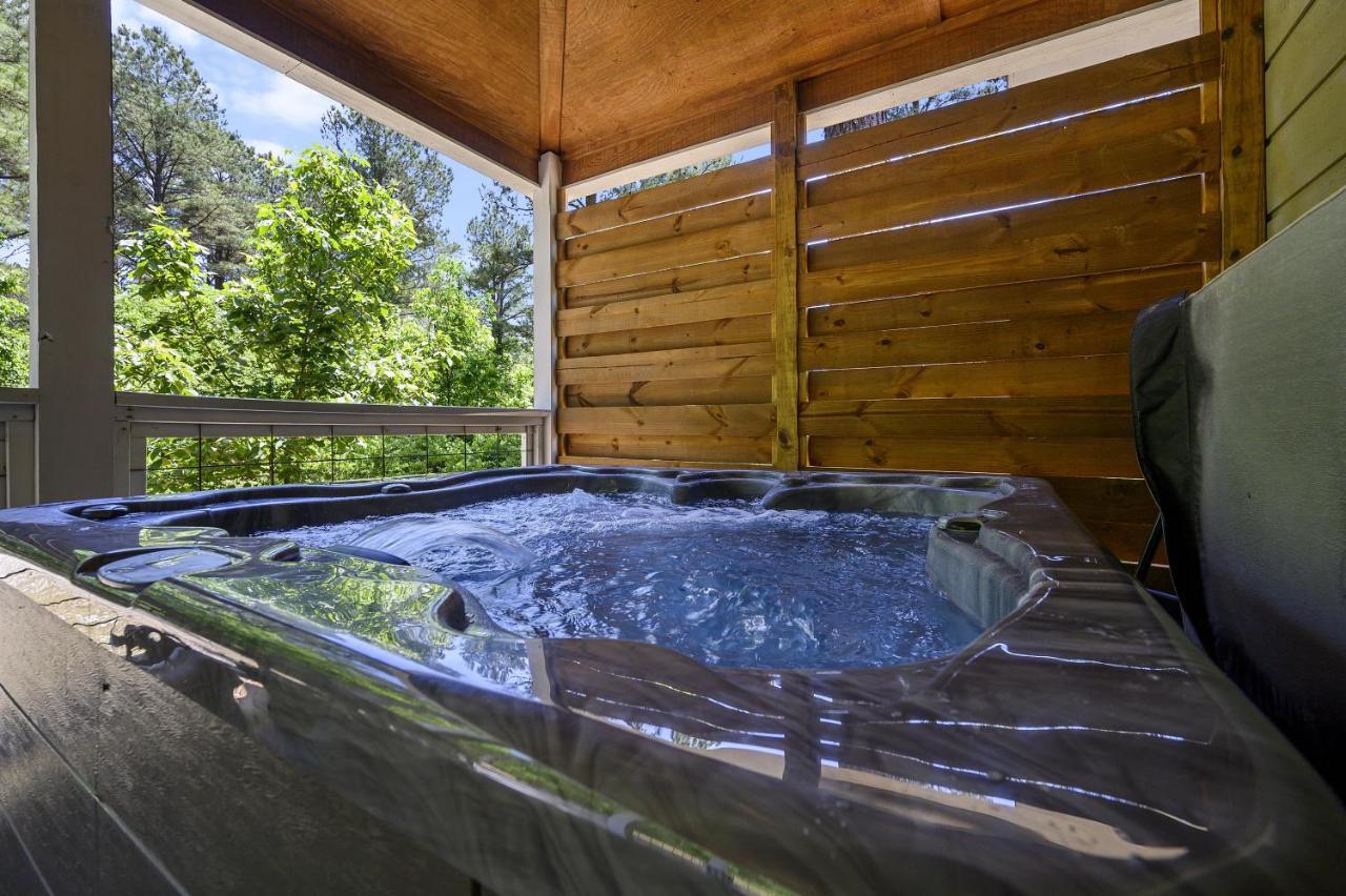 Convenient Romantic Hot Tub Bbq 3-Night Special! Broken Bow Εξωτερικό φωτογραφία